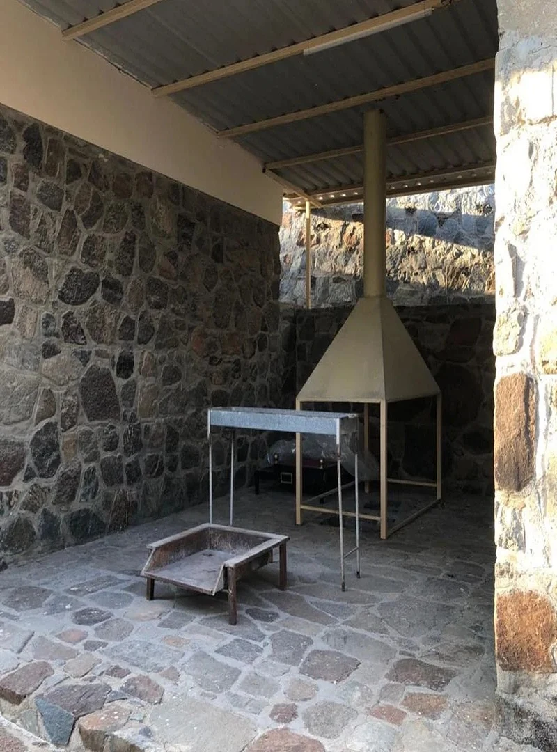 Hillside Farmhouse With Grand Majlis