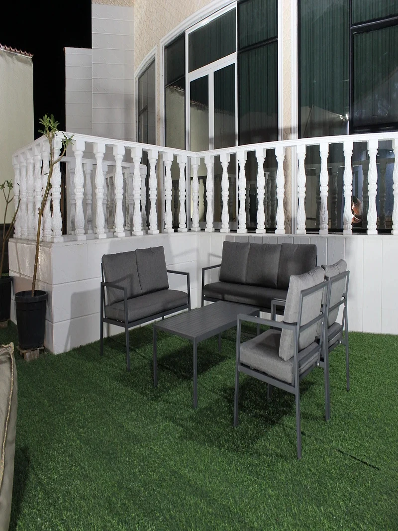 Panoramic Views With Huge Garden
