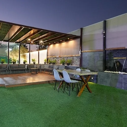 Premium Family Pool Sports Farmhouse