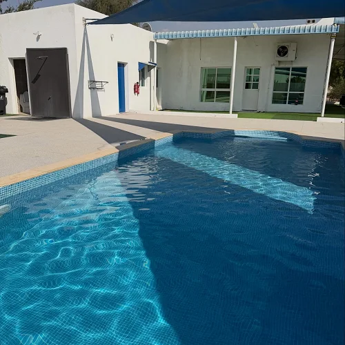 Spacious Farmhouse With Barn & Pool