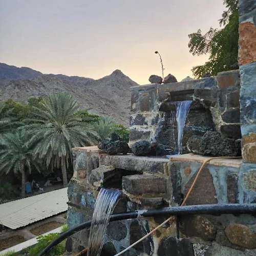Hillside Farmhouse With Grand Majlis