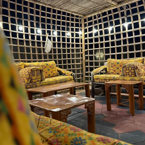 Spacious 3-Bedroom With Wide Pool