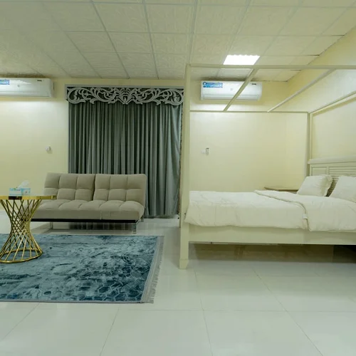 Free Horse Riding And  Luxurious Rooms