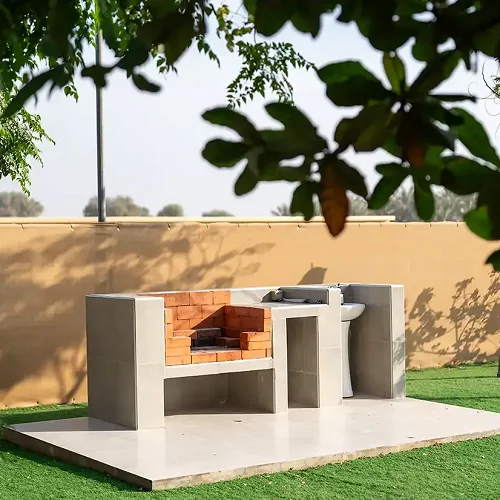 Peaceful Garden With Pool Retreat