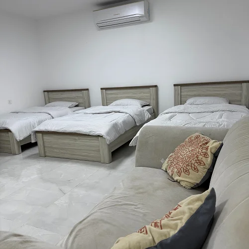 Spacious 3-Bedroom With Wide Pool